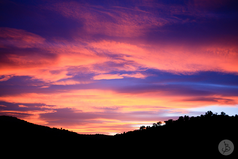 This is a photograph of the 'Sunsets of South of France' article!